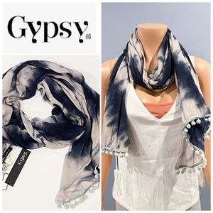 Gypsy 05 Sand Anthropologie blue&white tie dye $68